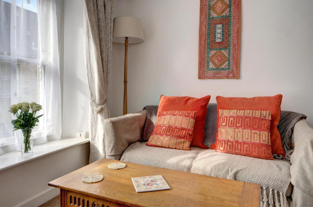סירנססטר Katrinas Apartment By Treetop Property מראה חיצוני תמונה